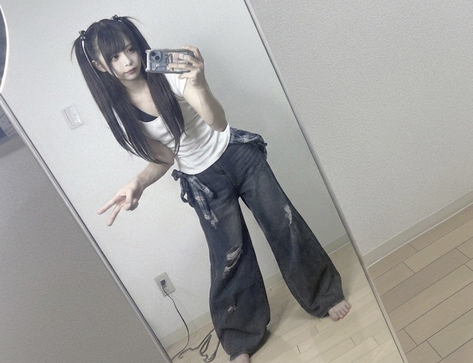 ゆ tweet media