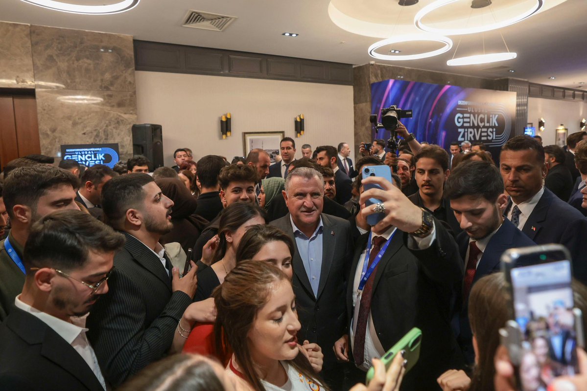 Dr. Osman Aşkın Bak tweet media