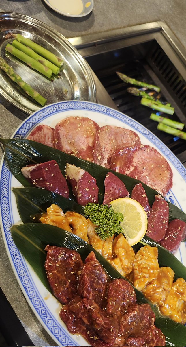 party_another's tweet photo. アスパラの時期がやって来ました🥬
うちも入荷次第ご提供を…

ちょっとご飯食べます🥓 https://t.co/T0FLZhhchp