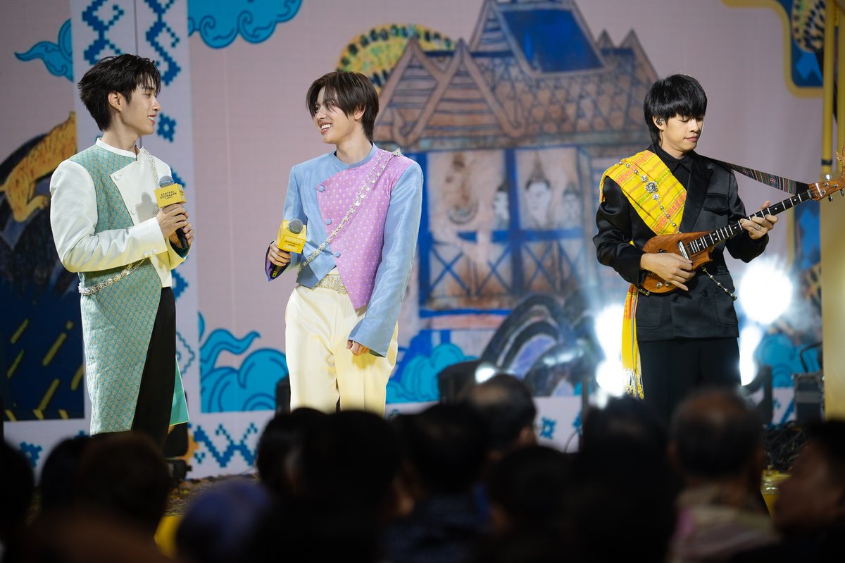 CpnLife's tweet photo. เป็นโชว์ที่พี่เซ็นทรัลเซอร์ไพร์สมากค่ะ 💖
จริงๆ จะเป็นแค่โชว์ดีดพิณเพลงของน้อง แต่น้องน่ารักมากๆ ขึ้นมาร้องเพลงประกอบให้ด้วย 🥰พี่เซ็นทรัลประทับใจมาก 

และกราบขอโทษแฟนๆ ทางบ้านที่รับชมไลฟ์ เนื่องจากพี่เซ็นทรัลจำเป็นต้องตัดไลฟ์กระทันหันด้วยนะคะ 🙏 

TFO IN KHONKAEN CAMPUS

#CentralKhonkaenCampusxTIeFirstone
#CentralKhonkaenCampus
#CentralPattana