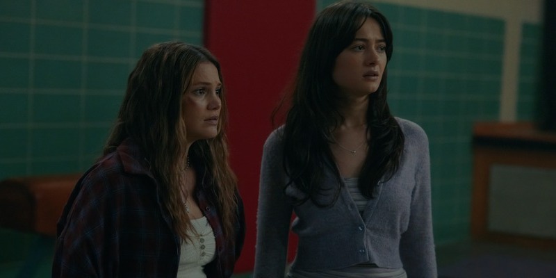 themoviewaffler's tweet photo. "The Breakfast Club meets Dawn of the Dead, but never as interesting as such a mashup might suggest."
THIS IS NOT A TEST is on Shudder now.
Read @hilliseric's review at https://t.co/PS6pZjTRXa
#ThisIsNotATest #horror #Shudder #film #movies #OliviaHolt https://t.co/O57sDhDGoR