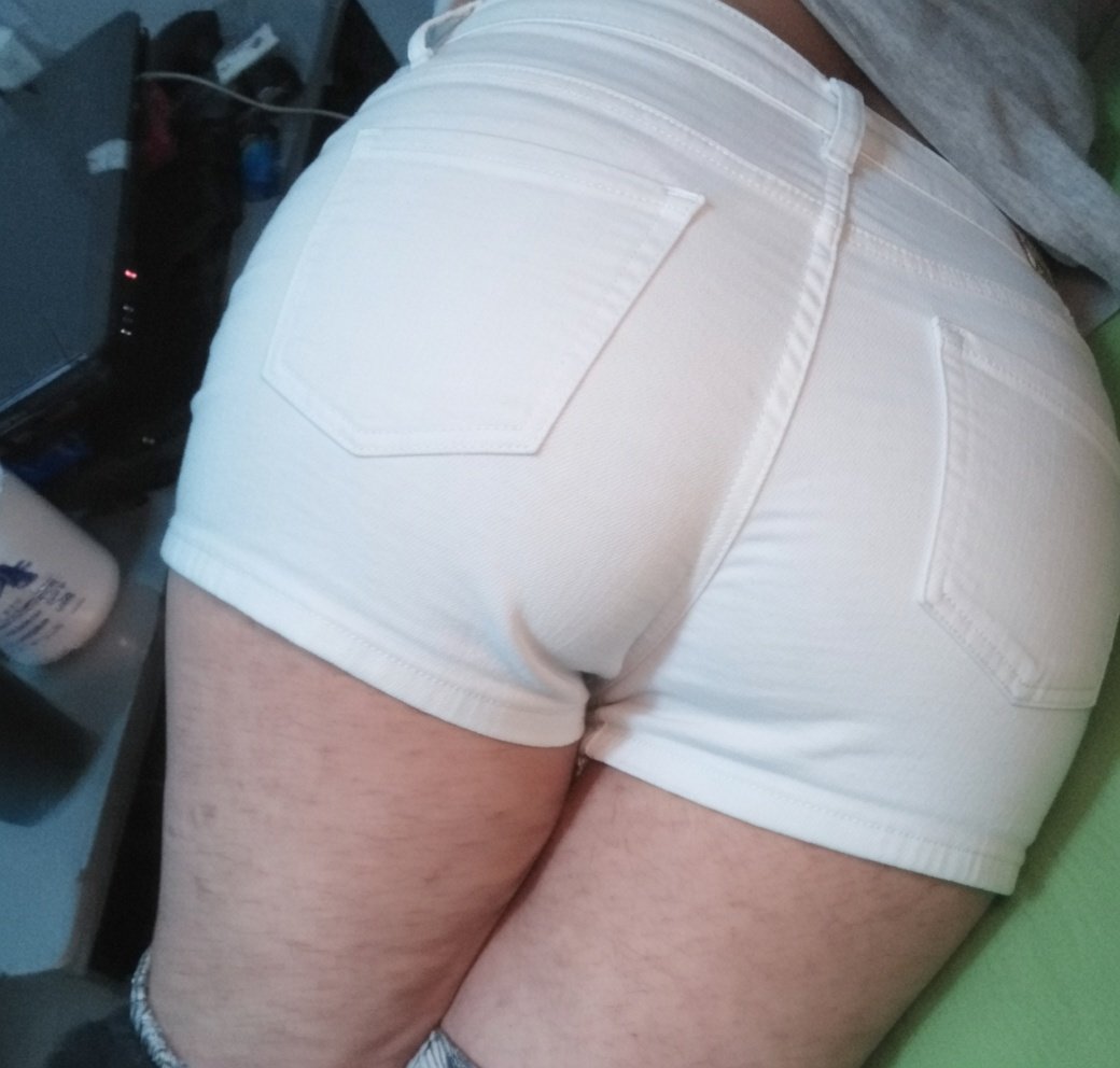 handsome tweet media