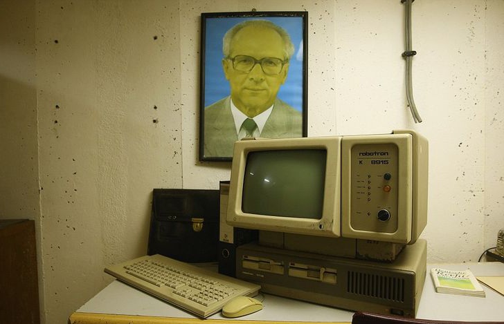 East German Visuals tweet media