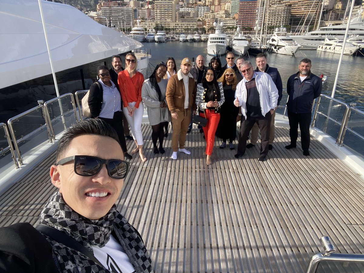NesbittN56154's tweet photo. The types of individuals who attended ranged from

✅senior executives from the corporate world

✅successful serial digital entrepreneurs

✅ real estate and financial sector professionals

#vcfund #fundmanager #investment #investmentbanking https://t.co/cTxjxHSgou