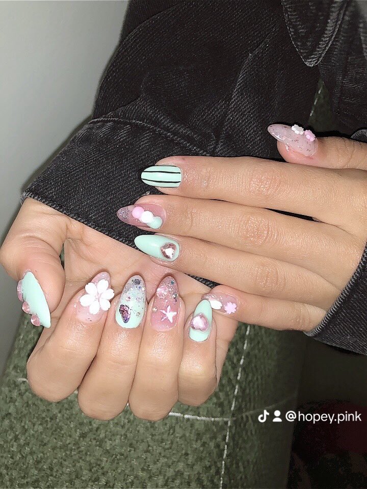 B★ring Barbie tweet media