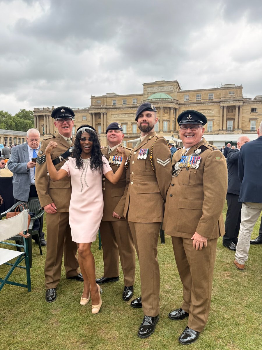 sinittaofficial's tweet photo. I loved meeting you all and so many more who took pictures but I didn’t get to capture, What a lovely afternoon spent #Buckingham palace hosted by #anneprincess @RoyalFamily (princess Ann) showering our wonderful veterans with respect and appreciation and recognition and meeting their family and friends, Mom and I had a lovely time, and the Tea was so generous and delicious I’m Feeling very Fancy and Extremely Blessed and Honoured to be invited and included. On such a lovely Celebration. Thank you princess Anne and #theneverforgotten