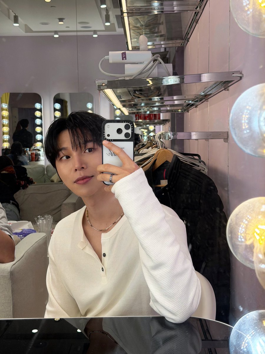 이레 IREAH tweet media