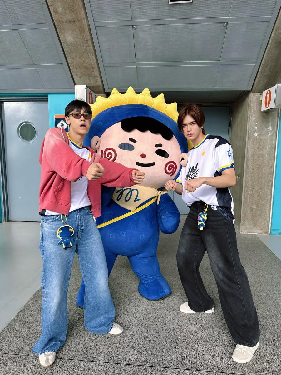 TheJ. Official Fanclub tweet media