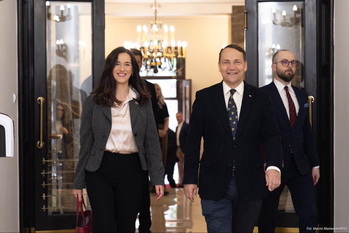 Lengyel Nagykövetség / Ambasada RP w Budapeszcie tweet media