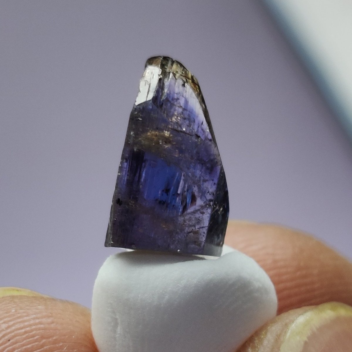 セール開催中✨ 100%天然、非加熱タンザナイト（地球由来の鉱物結晶