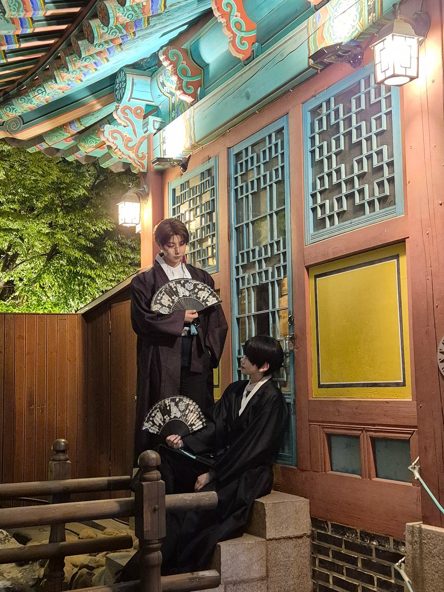 청운淸雲 tweet media