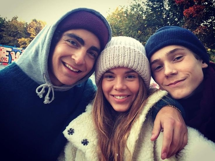 skamverse tweet media