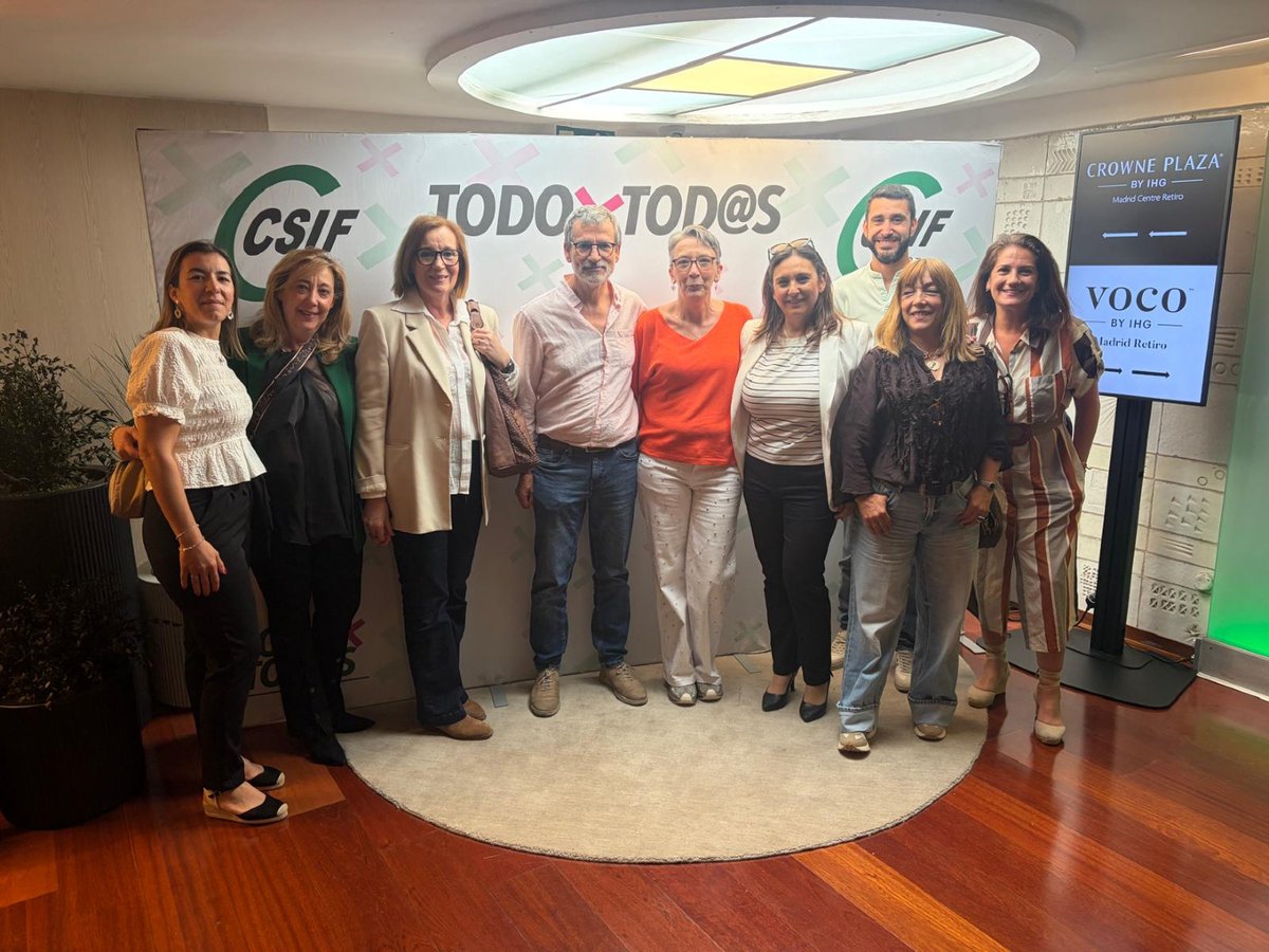 CSIFExtremadura's tweet photo. 🟢 Delegación extremeña de CSIF en Madrid, encabezada por Juanjo Samino, en las jornadas de Administración Autonómica, inauguradas por el presidente nacional Miguel Borra, y en la que interviene Eva Martín, responsable de la Secretaría Técnica de Formación de CSIF Extremadura. https://t.co/uZZMCfyZGg