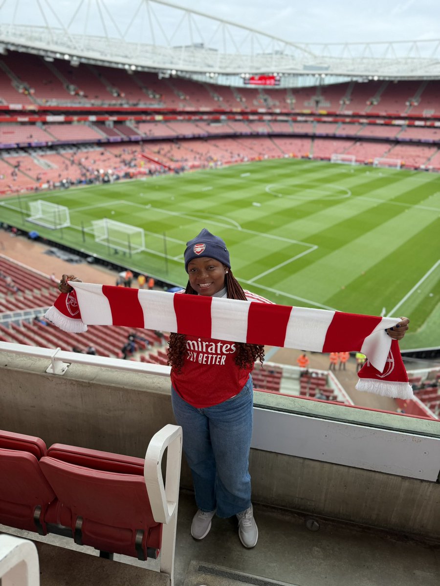 Jaybee171's tweet photo. 22 bloody years of waiting…GOD Did it!!!
@Arsenal congratulations 🎈🎊🍾🎉 https://t.co/c9yD2KcjGG