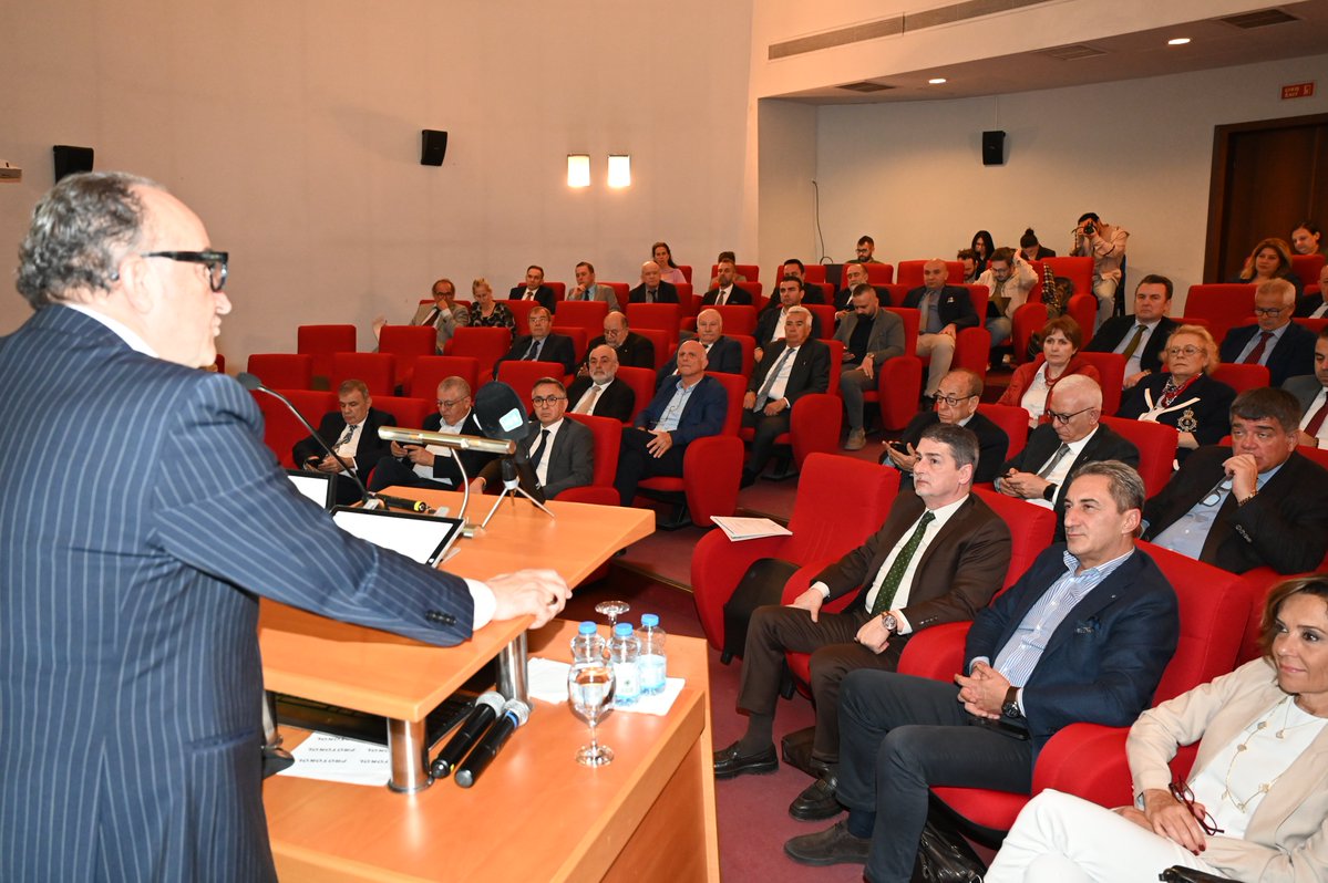 Kocaeli Sanayi Odası tweet media