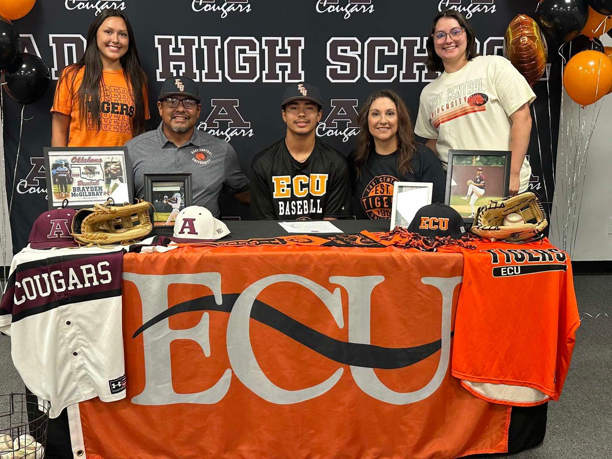 ndnsports's tweet photo. Congratulations to Brayden McGilbray (Chickasaw), out of Ada High School in Oklahoma, who signed his letter of intent to continue his education and baseball career at East Central University.
#NativePreps #Chickasaw #ECUTigers https://t.co/zYwoBBm6Pb