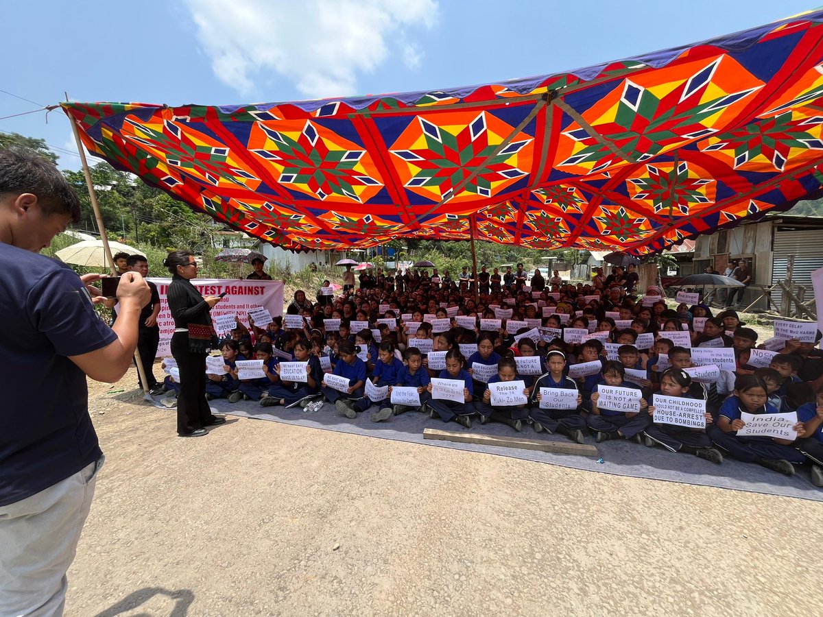 Beck_Eimi's tweet photo. #Manipur
The KSO and KWU,Ukhrul,under the aegis of the WCKCSOs-Ukhrul,organised a sit-in protest condemning the continued injustice and targeted persecution faced by the Kuki community.

The protest strongly denounced
the failure to implement the MoU signed on 19 May.
The illegal abduction of 3 students and 11 Kuki villagers from Taphou Kuki Village,Senapati,by NSCN-IM operating under the facade of SDSA.
The systematic attacks,intimidation, and persecution of Kukis in Ukhrul and Kamjong districts.

The continued silence and inaction despite repeated appeals have only deepened fear and insecurity among innocent civilians. 
Students,women,and civil society members united in demanding the immediate and unconditional release of all abducted civilians,strict implementation of the agreed MoU, and an end to all targeted aggression against the Kuki people.

#ManipurViolence
#TangkhulWarCrimes
#TangkhulTerrorist

@PMOIndia @HMOIndia @MIB_India
@PIBHomeAffairs @MinorityPIB @aajtak
@ZeeNews
@indiatvnews @DDNewslive
@News24
@Resonant_News
@CNNnews18
@ndtvindia
@NewsNation @RepublicBhart
@ANI
@ABPNews
@News18India @TOlIndiaNews
@PTI_News @airnewsalert
@BBCIndia @TimesNow @NIA_India @adgpi