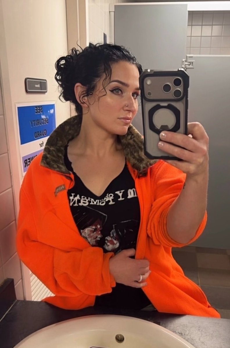PhoenixMama 🔥 tweet media