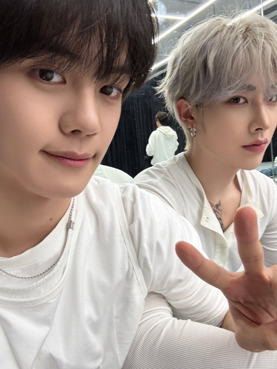𓆝 ⋆.🍓🥭 tweet media