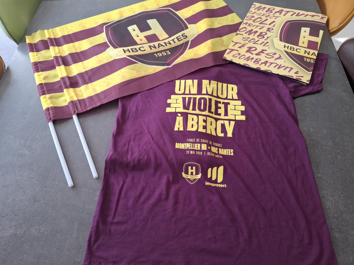 veroceane44's tweet photo. Parés pour samedi soir. Allez le H! 💛💜 https://t.co/PrsdVkIPLR