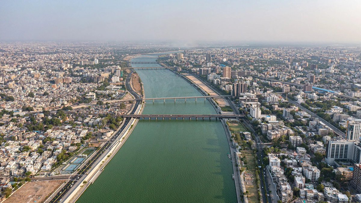 Gujarat Plus tweet media