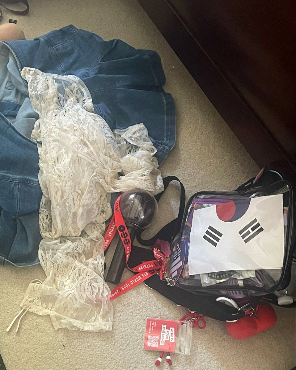 estrella_tae_'s tweet photo. Genuinely how all my things landed on the floor last night….an artistic representation of concert day exhaustion 🫠 https://t.co/Jrodhg3HAw