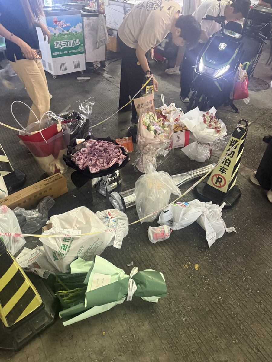 白告 tweet media