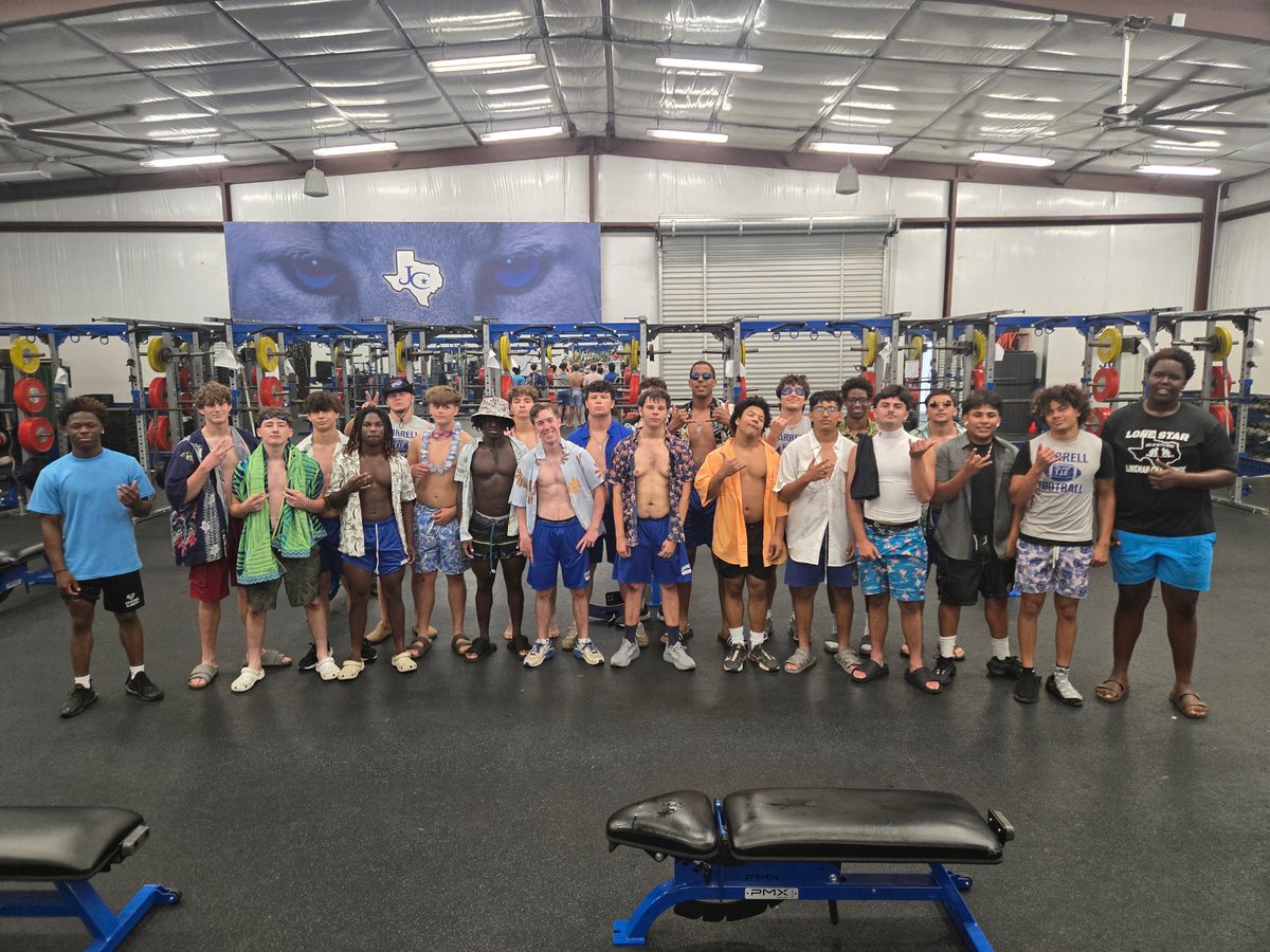 JarrellCougarFB's tweet photo. Finals Week
🏖️Beach Day🌊 https://t.co/rC0ldDP7eg