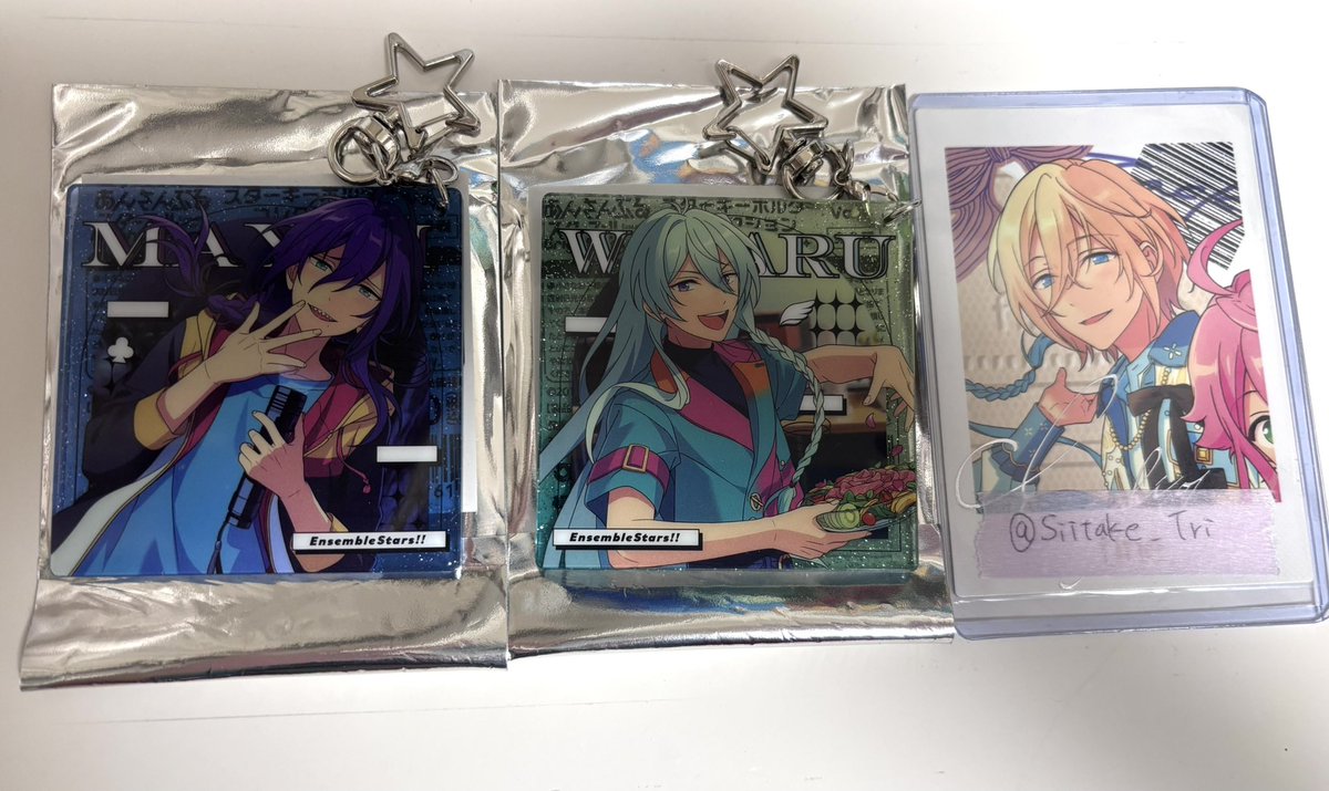 Siitake_Tri's tweet photo. 【譲渡】
あんスタ スターキーホルダー Vol.4
譲▶︎渉、マヨイ
求▶︎定価(720円)+送料

郵送または都内お手渡し(上野、秋葉原、東京、24日池袋)
検索からもお気軽にお声掛けください😊 https://t.co/sMYpjTlQxY