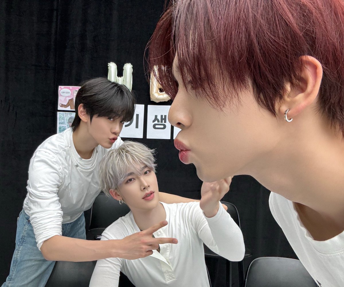 𓆝 ⋆.🍓🥭 tweet media