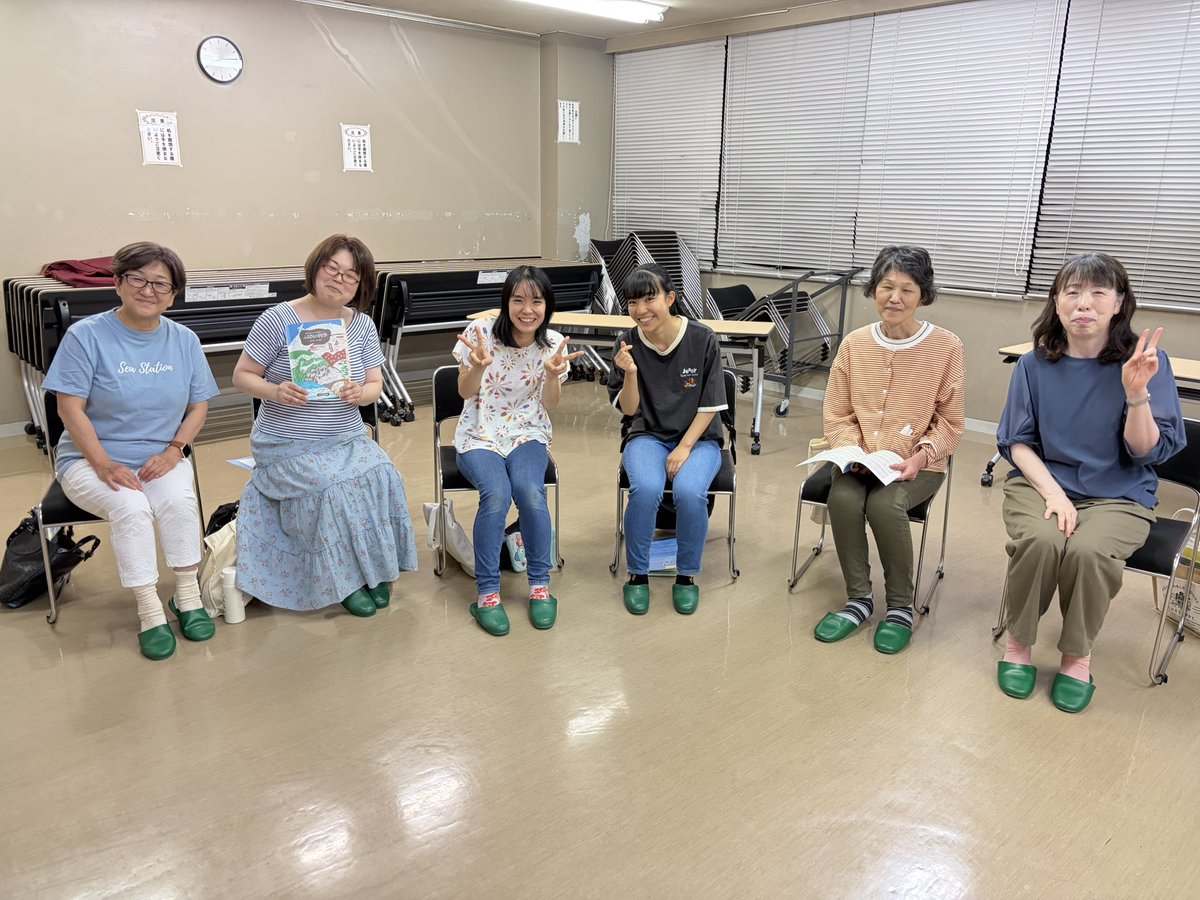 hxx_cs's tweet photo. こんばんは⭐️
今晩は合唱練習でした♫
今日は、心の瞳、群青、ふるさとの四季より、夏はきぬ、村祭、ふるさとを抜き出して、練習を行いました。
練習風景とソプラノメンバーのショットです😊 https://t.co/1Bx6VSzzCP