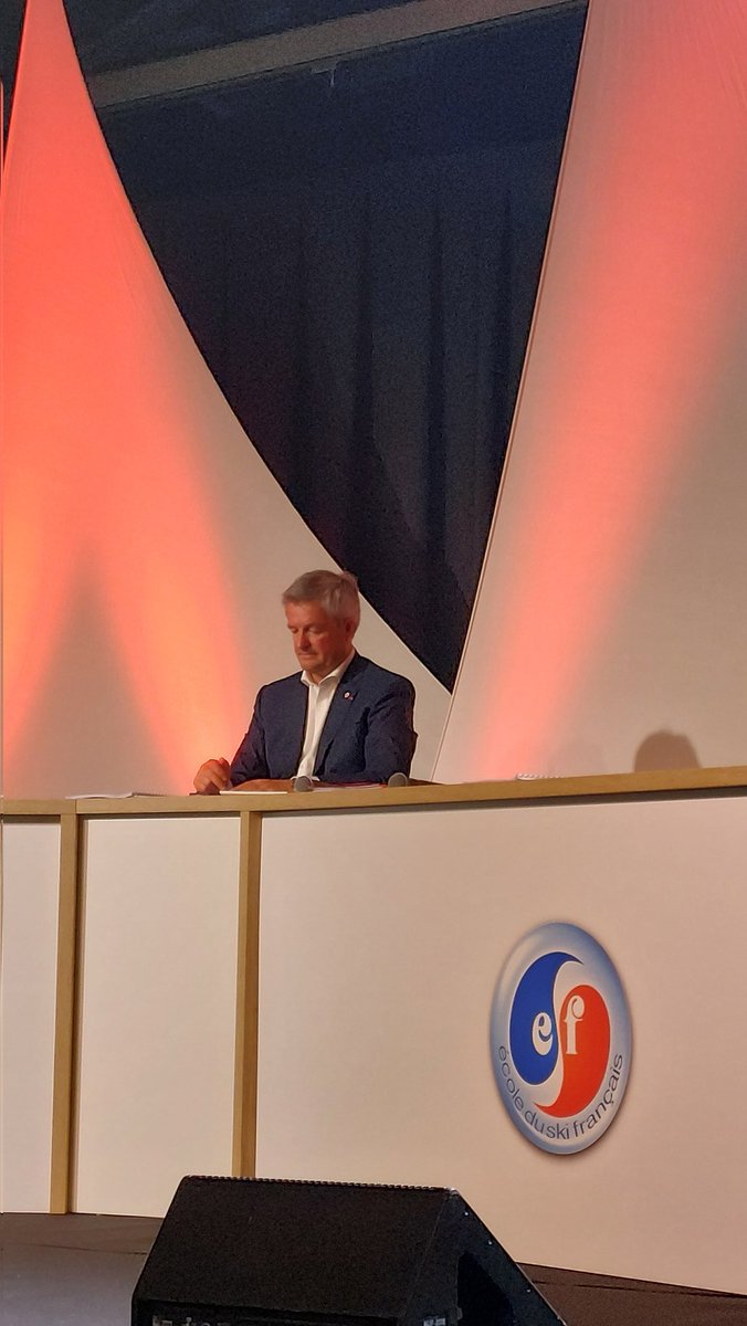 Ski_Chrono's tweet photo. 🇨🇵 Congrès national /
Eric Brèche réélu pour un 3e mandat de président des moniteurs ESF. https://t.co/IzYYe2peoM