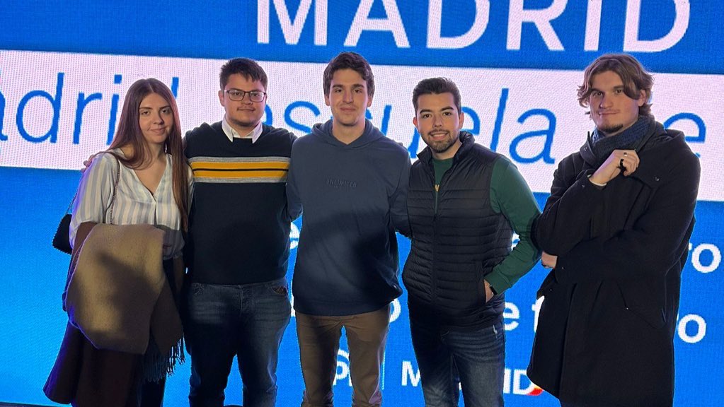 Raúl Peña tweet media