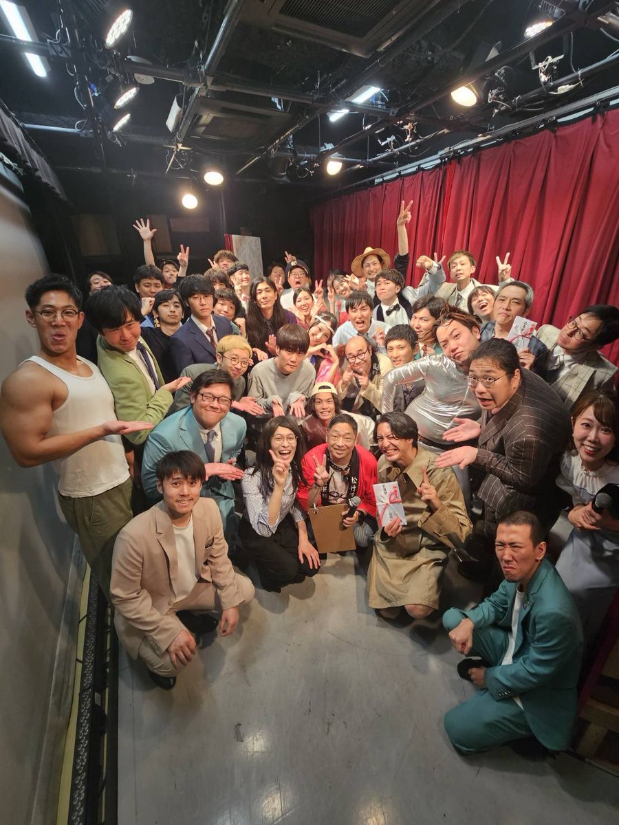 kadozahiroba's tweet photo. 心斎橋角座ユーポスカップ

優勝🏆トワイライト渚
準優勝　流石にフィーバー
3位 トイレトレーニング

団長賞　W刑事

素晴らしいネタバトルでした。

#ユーポスカップ https://t.co/vN5nAzsgEo