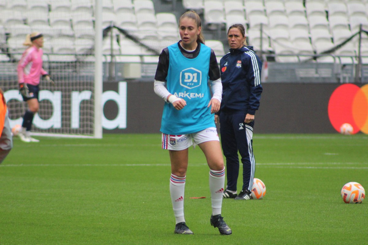 fenottes's tweet photo. Inès #Benyahia de retour à l'entraînement
#GOLTC 
(O&amp;L : https://t.co/ylaHmj3qyu) https://t.co/bWaiMgkNT6