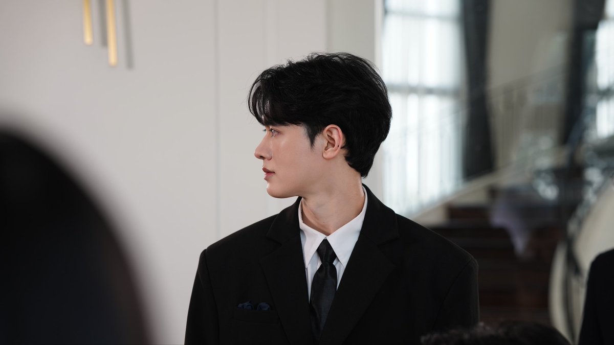Surachetop tweet media