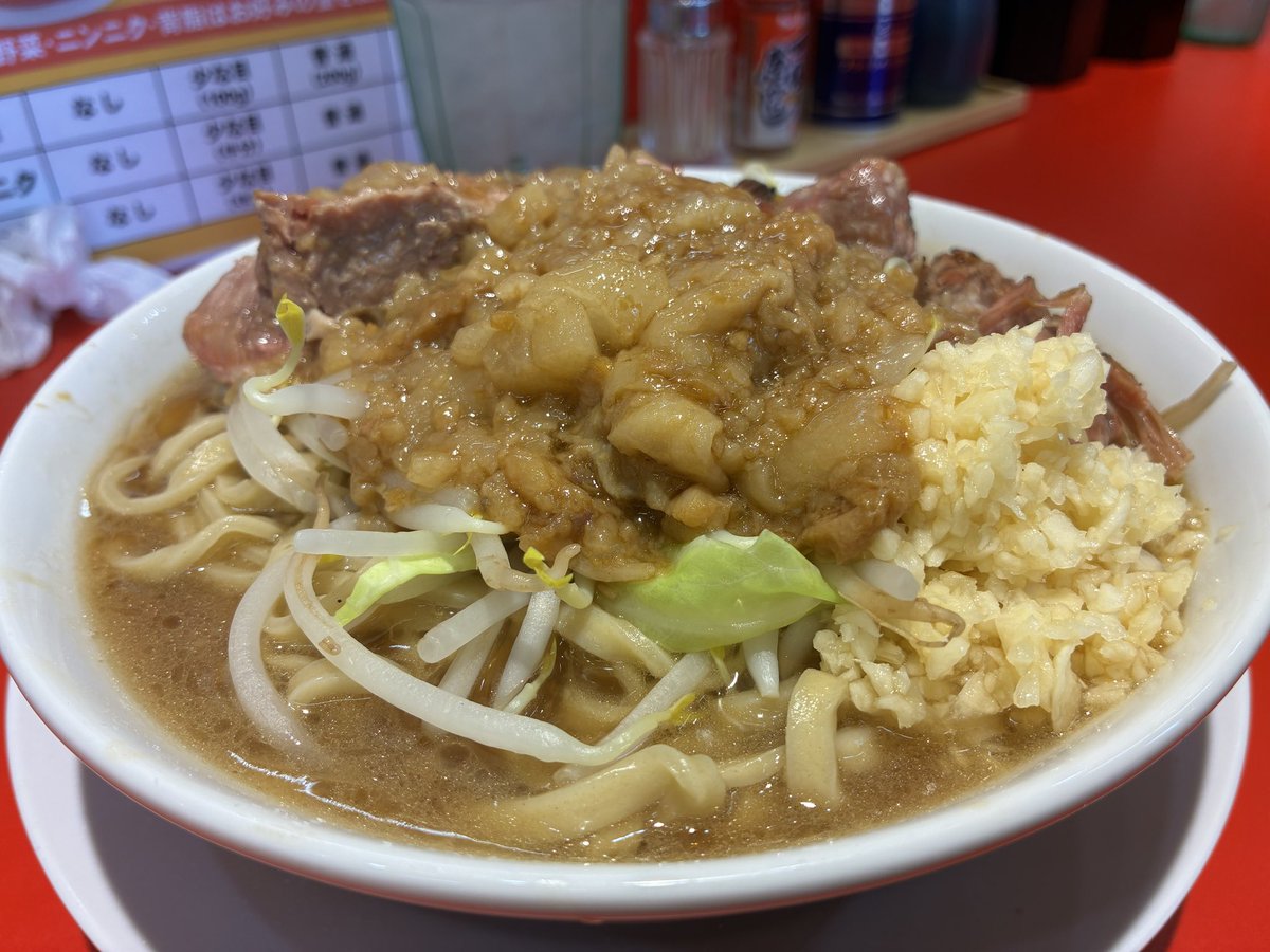 色虫屋 (クマ) tweet media