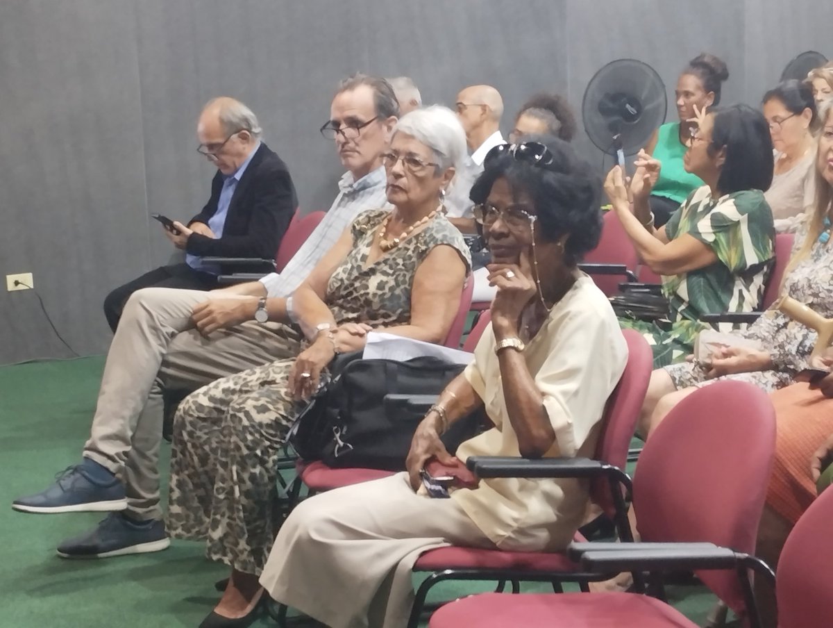 citmacuba's tweet photo. Como es habitual para la celebración del Día Mundial de la Metrología se escoge un lema que en esta ocasión es “Metrología: Generando confianza en la formulación de políticas”.
Presiden acto central de #Cuba 🇨🇺 por esta jornada VM @citmacuba @daimarc @NancyFe76612766
👇 https://t.co/HQsBNJuzrf