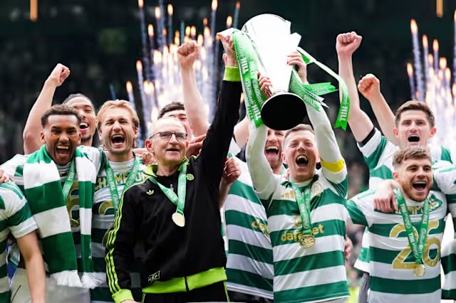 AM 🏴🍀 tweet media