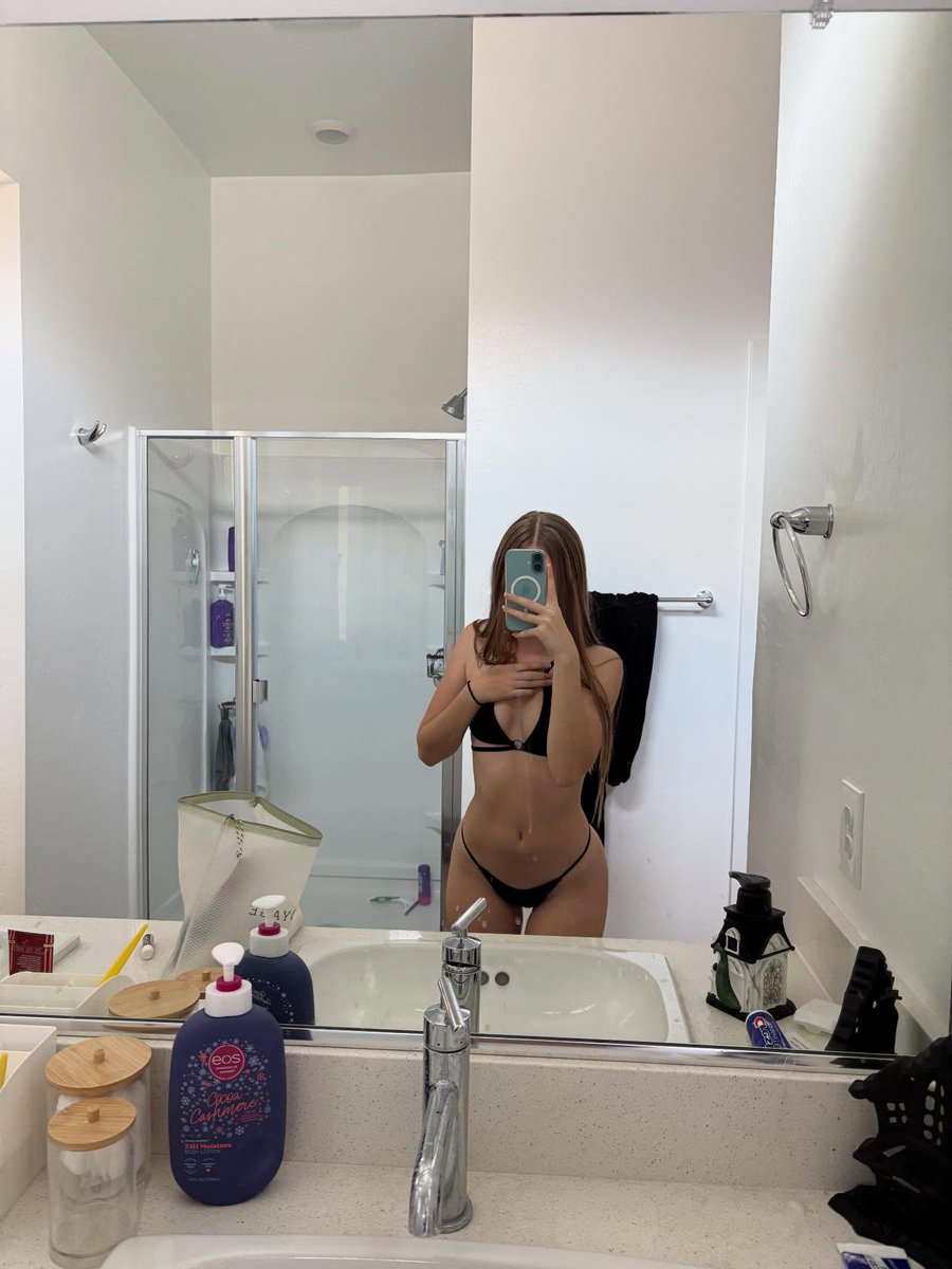 naughtynitmr's tweet photo. “sEnD mE sOmEtHiNg tO j*Rk oFF tO” if u cant c*m to my media thts just a skill issue WHO TRYNA TRADE NUDIESSS??? PARENTS JUST LEFT  #HORNY #wataaa #cumshot

Free horny content :) https://t.co/jKLOIIFWb6 https://t.co/X1tggkBb9y