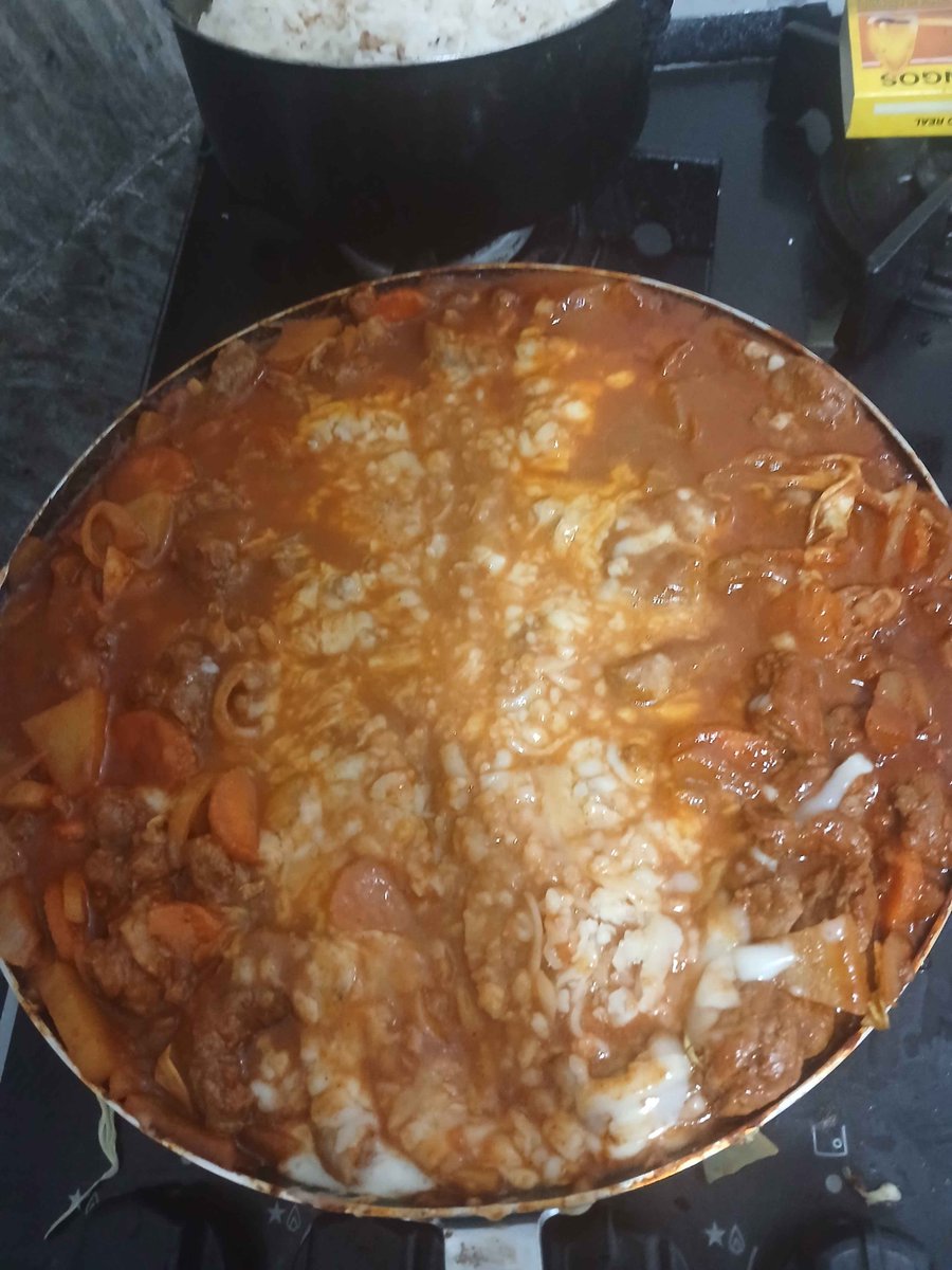 FelipeLink_Osu's tweet photo. @hanazono_serena どうぞ！ダッカルビ（韓国料理）を作ろうとして失敗したやつです！ https://t.co/hGYrvYjsgp