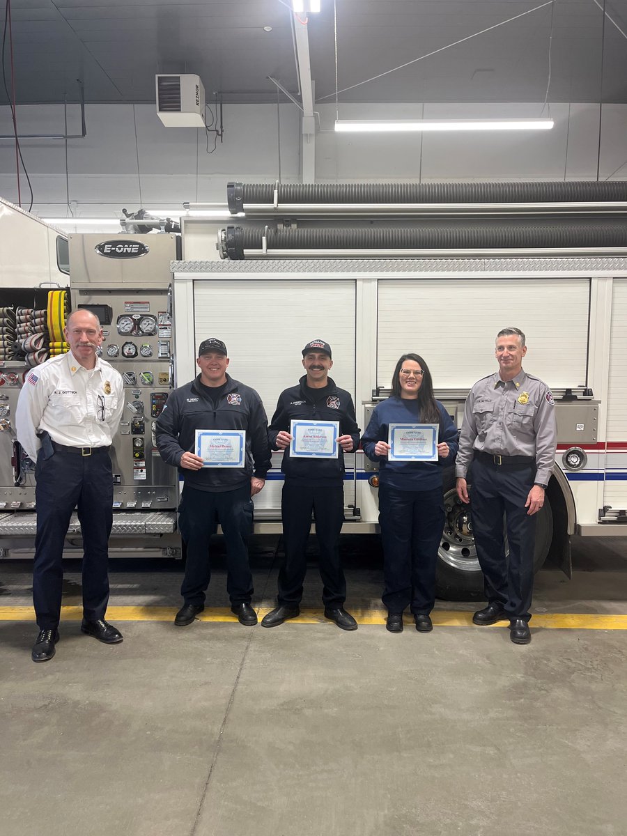 PapillionFire's tweet photo. Today is EMS Recognition Day, so we want to say a huge THANK YOU to all of our first responders who provide life-saving care to our community around the clock. EMS personnel bring advanced skills and innovation to emergency situations that are creating measurable differences for patients even before they reach a hospital.

#pfdalwaysready #NationalEMSWeek