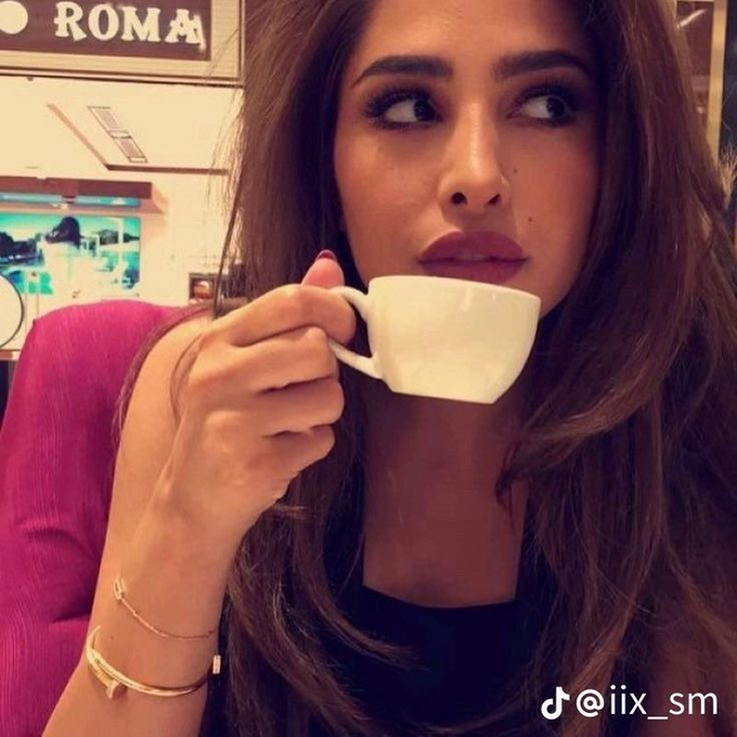 OMAIMA tweet media