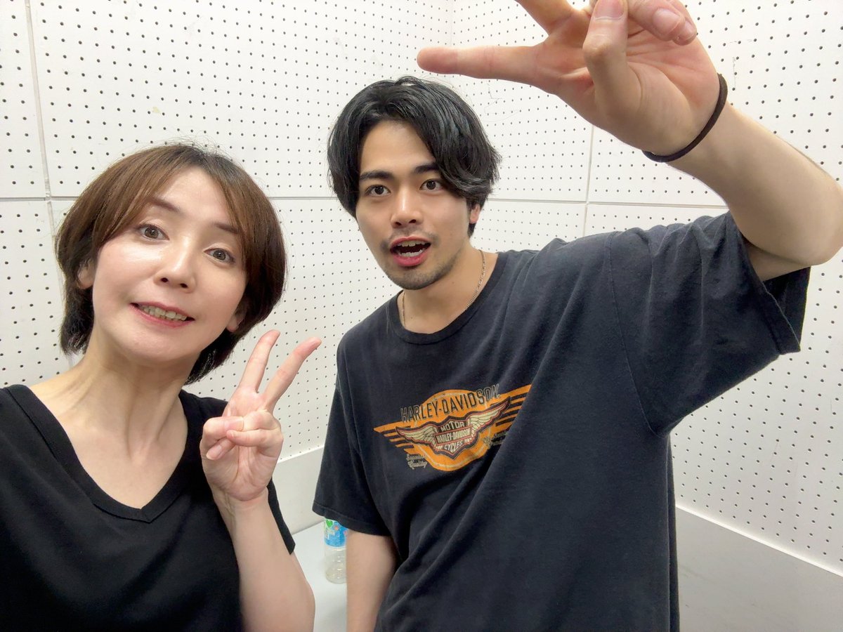 417anon3's tweet photo. #第三水曜即興舞台
先月のドラフト会議で加入し本日デビューを果たした冴木陽くん。
初手から絡んでくれてありがとう✨
おかげで椎名の居場所できました！
２ターン目で我々だけが楽しい意味不明ラリーの時間があったねwww
ポジション取りとか、若干似たタイプの空気を感じた！頼もしいぞー！ https://t.co/3NZQgsgmxe