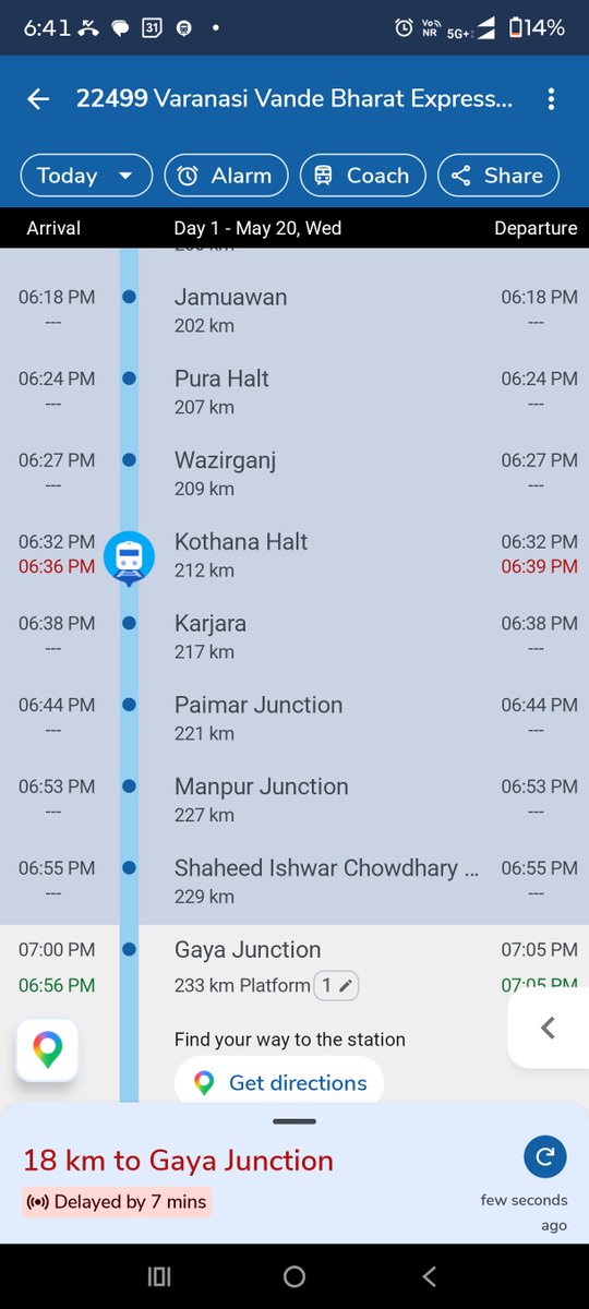 Akfor64's tweet photo. वंदे भारत jamuawan से भी 1 स्टेशन पीछे थी तभी मेरे पैसेंजर ट्रेन को destination से 11 km पहले रोक दिया गया। अंततः gaya jn पर मैं वंदे भारत में नहीं बैठ पाया लोकल ट्रेन 43 km नहीं चल पाई वंदे भारत के 133 km तक चलने में क्योंकि कोई जवाबदेही नहीं है @RailMadad @AshwiniVaishnaw https://t.co/FSyisUlFPo