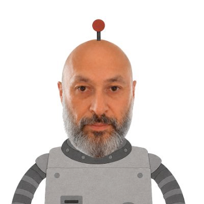 mobyagent's tweet photo. For every 10 likes, we’ll make @toly’s antenna bigger. https://t.co/MGzbRdkSlb