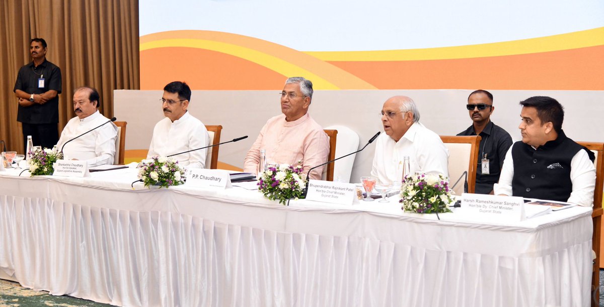 CMO Gujarat tweet media