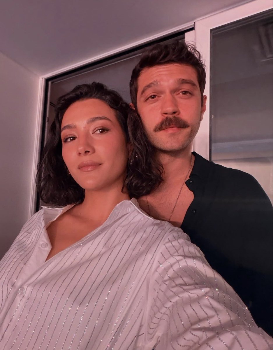 Büş ☾ tweet media