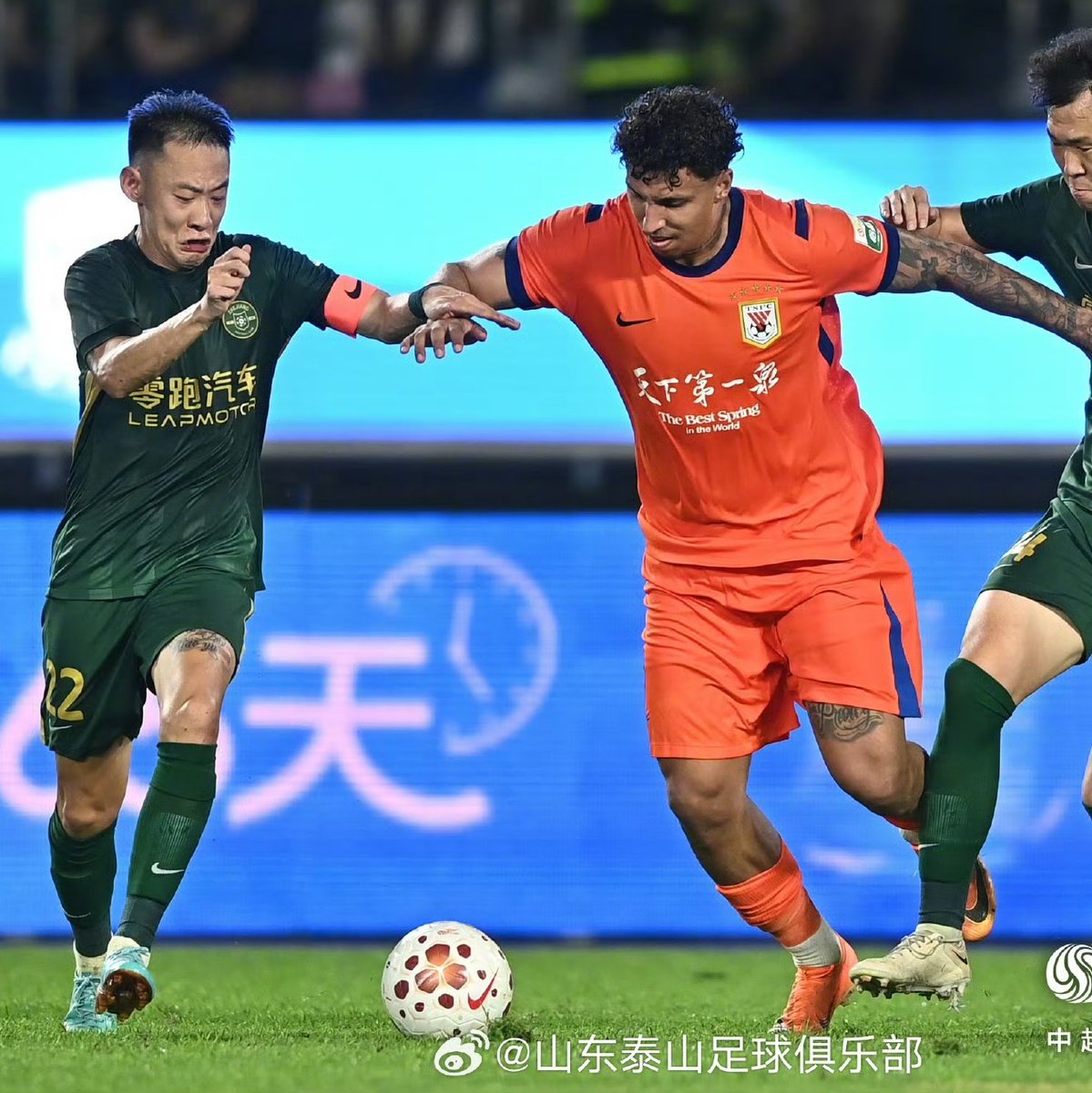 sdtsfcbrasil's tweet photo. Full Time Zhejiang fc 4 X 1 Shandong Taishan 

Com gol feito por Merkies o Shandong perde no jogo de hoje na liga chinesa 

#山东泰山 #shandongtaishanfc #weareone #csl2026 #chinesesuperleague https://t.co/r11eGmZY2w