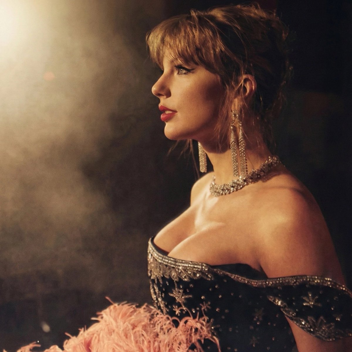 Taylor Updates Italia tweet media